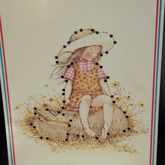 Vintage 1976 American Greetings Corp HOLLY HOBBY Sewing Cards Toy - Picture 7 of 14